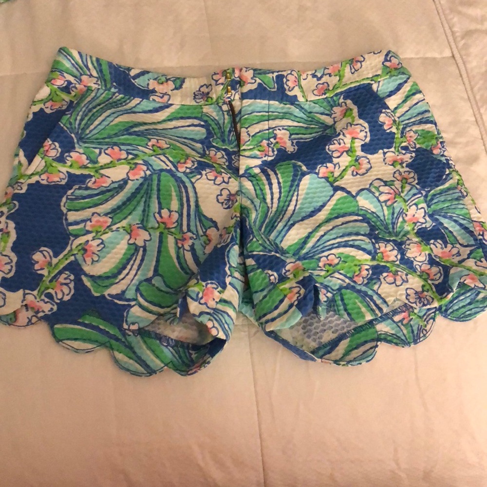 Lilly Pulitzer Buttercup shorts